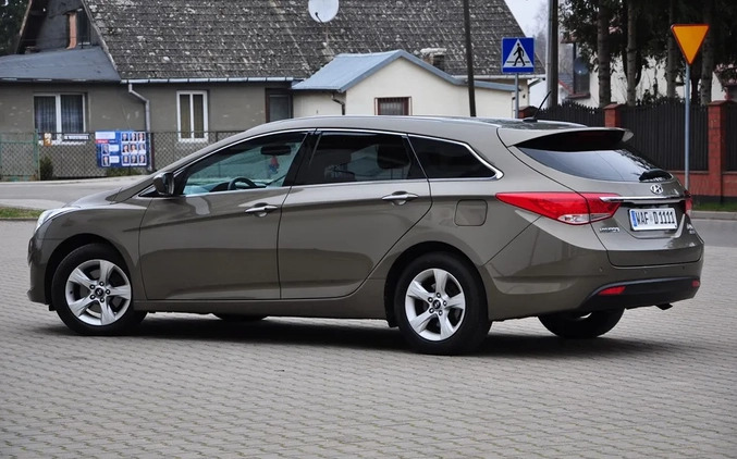 Hyundai i40 cena 36900 przebieg: 204000, rok produkcji 2013 z Pruchnik małe 742